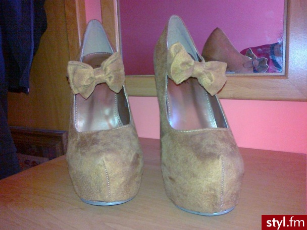 Szpilki Buty Moda