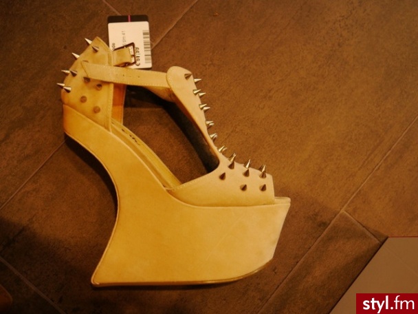 Pozostałe Buty Moda