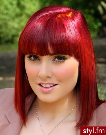 Średnie Fryzury