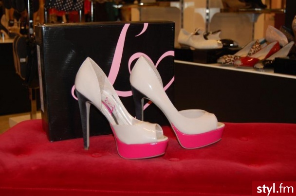 Szpilki Buty Moda
