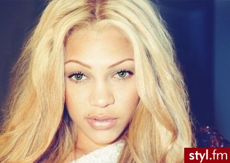 Blond Rozpuszczone Proste Na co dzień Średnie Fryzury