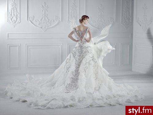Sukienki Moda
