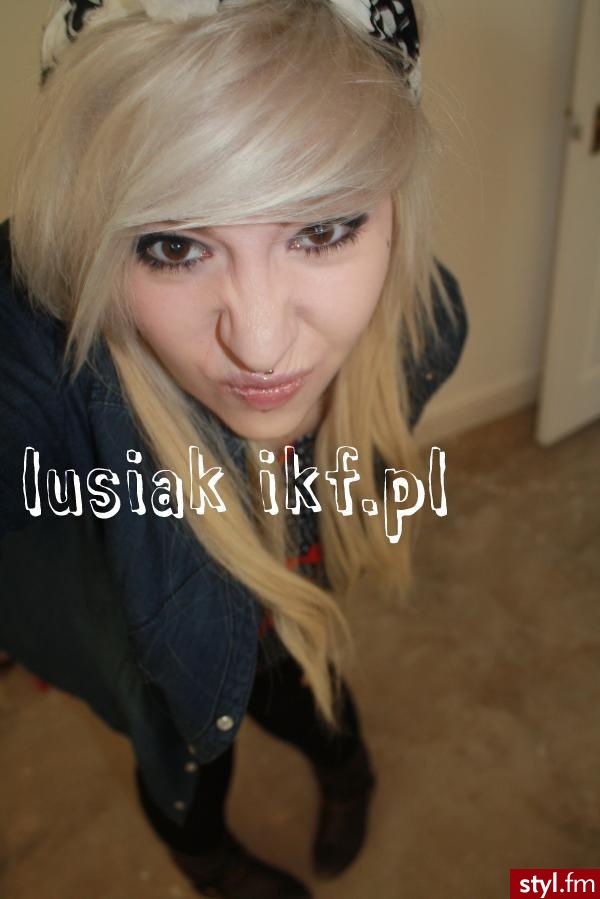 Średnie Fryzury