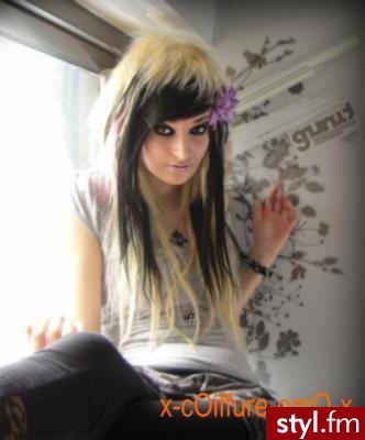 EMO Alternatywne Średnie Fryzury