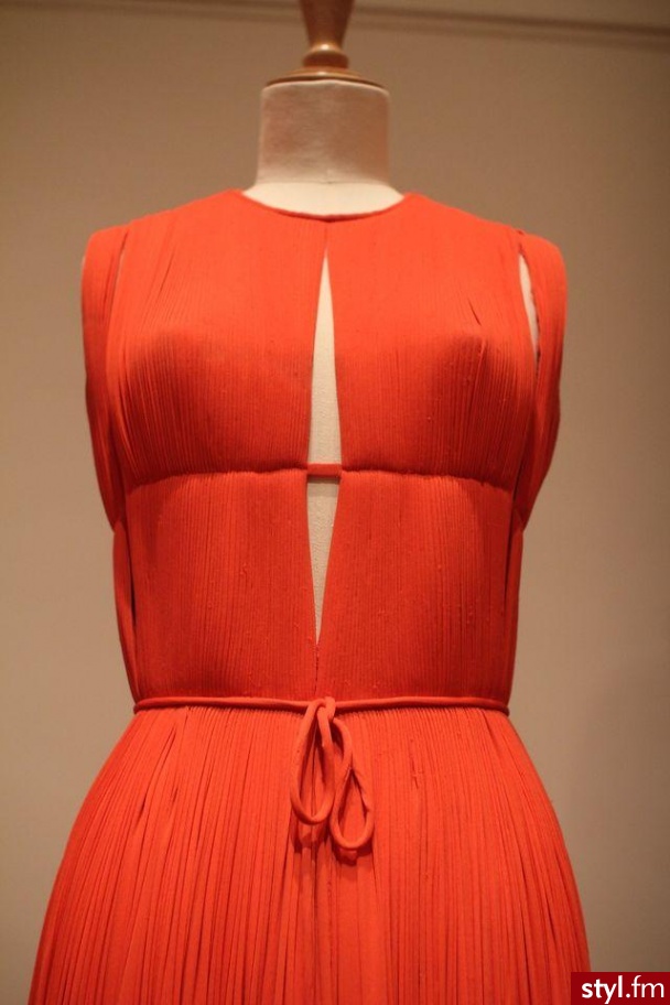 Sukienki Moda