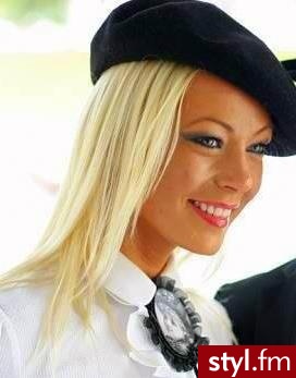 Średnie Fryzury