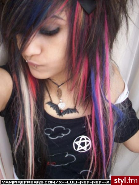EMO Alternatywne Średnie Fryzury