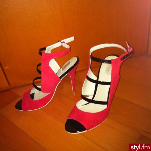 Szpilki Buty Moda