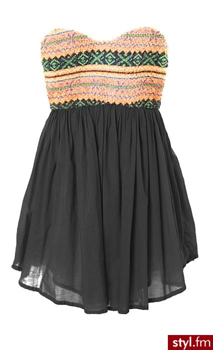 Sukienki Moda