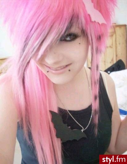 EMO Alternatywne Średnie Fryzury