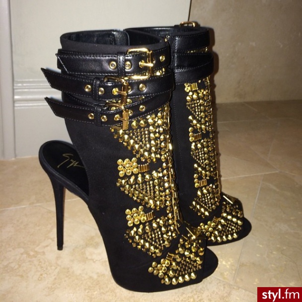 Szpilki Buty Moda