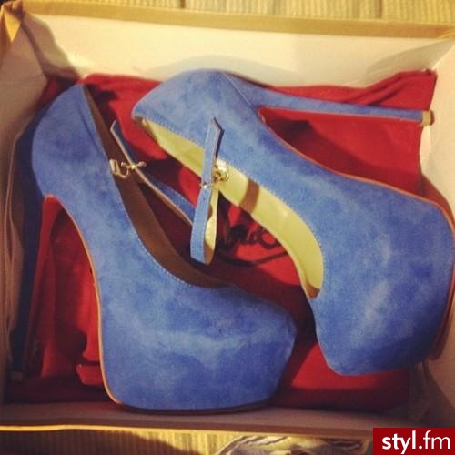 Szpilki Buty Moda