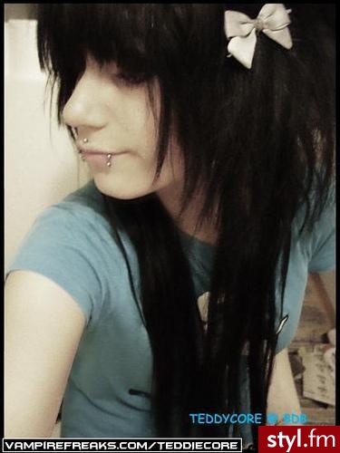 EMO Alternatywne Średnie Fryzury