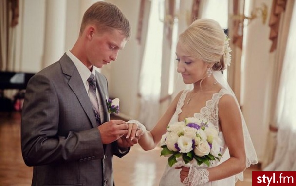 Blond Upięcie Proste Ślubne Długie Fryzury