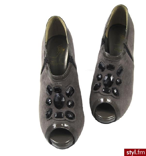 Pozostałe Buty Moda