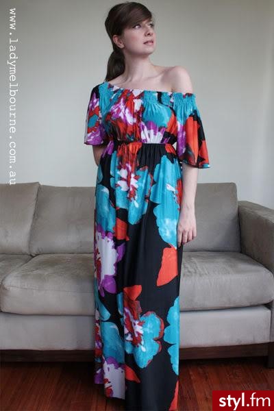 Jeżeli zdjęcie znajduje się już w galerii poproszę o link - Moda uliczna Inne Moda