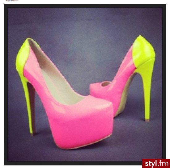 Szpilki Buty Moda