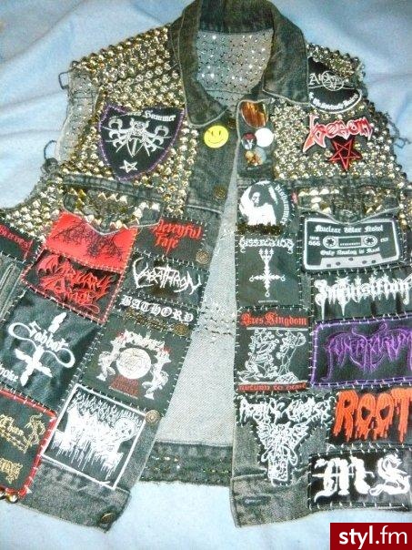 bezrękawnik punkowy xD - Pozostałe Ciuchy Moda