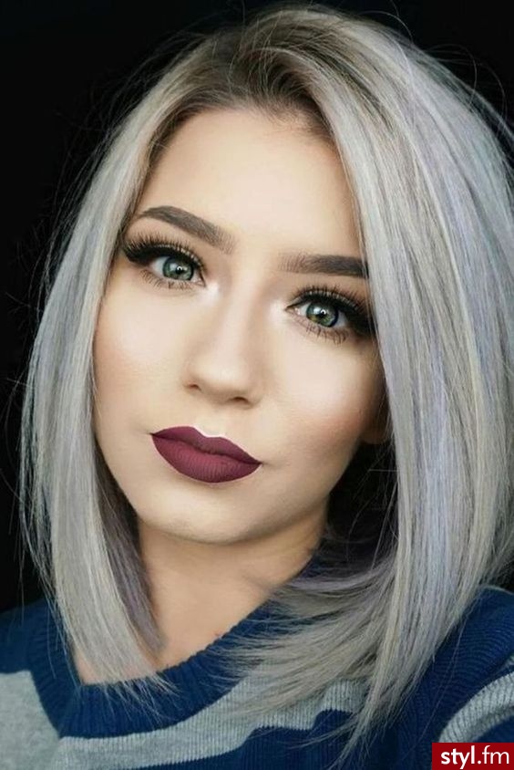 Średnie Fryzury