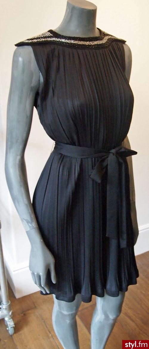 Sukienki Moda