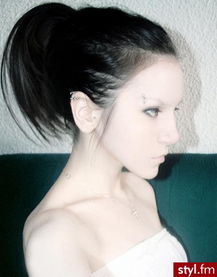 Średnie Fryzury
