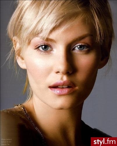 Średnie Fryzury