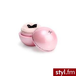 Sypki puder od Victoria's Secret .. cudny :)
cena:$29.50 - Misz-masz