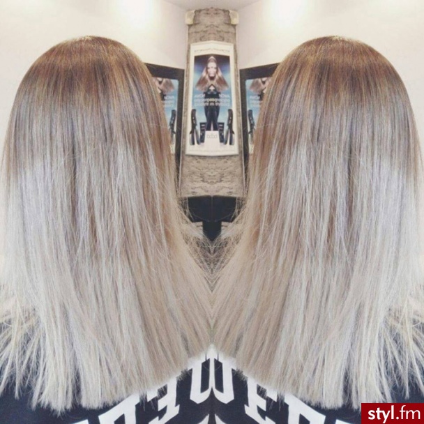 Salon Janette Chrzanów - Blond Rozpuszczone Proste Na co dzień Średnie Fryzury