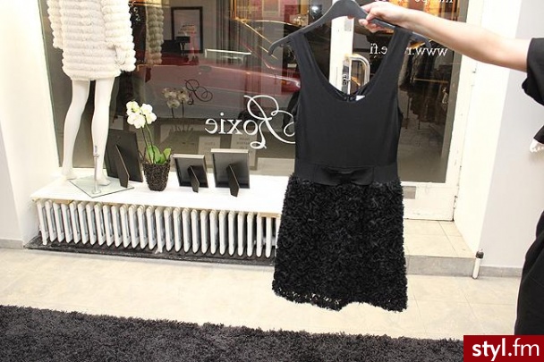 Sukienki Moda