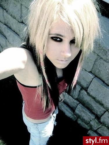 EMO Alternatywne Średnie Fryzury