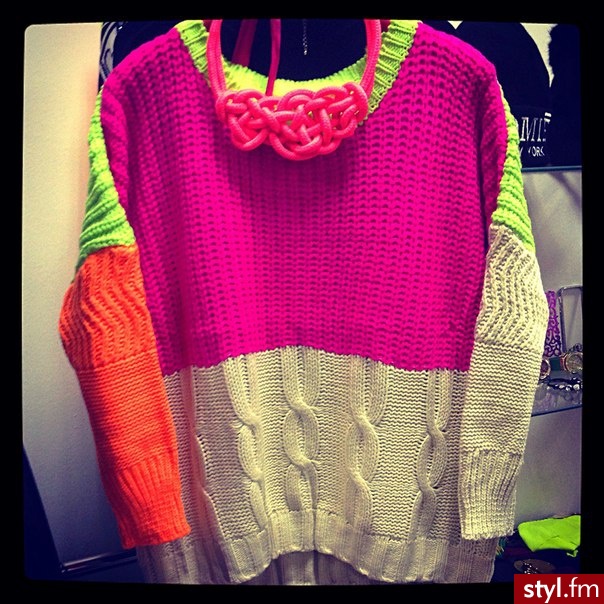 Swetry Ciuchy Moda