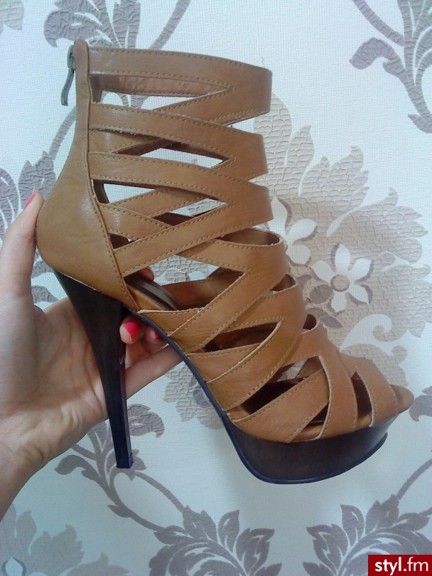 Szpilki Buty Moda