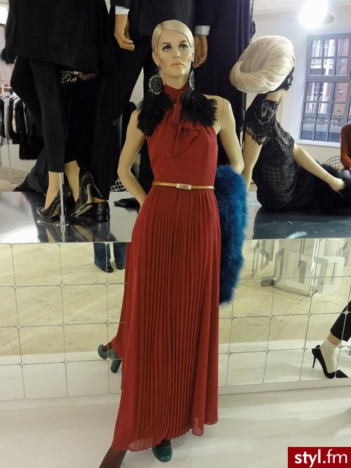 Sukienki Moda