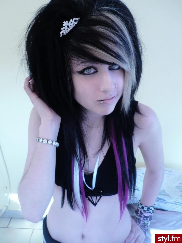 EMO Alternatywne Średnie Fryzury