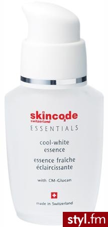 SKINCODE ESSENTIALS EMULSJA KOJĄCO-ROzJAŚNIAJĄCA 30 ml - Emu Buty Moda