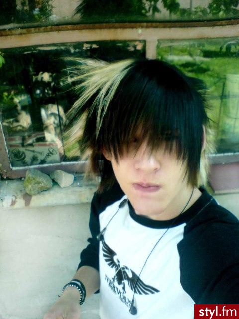 EMO Alternatywne Średnie Fryzury