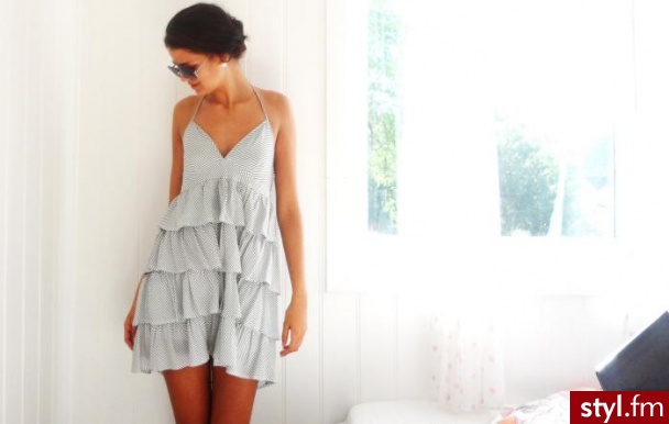 Sukienki Moda