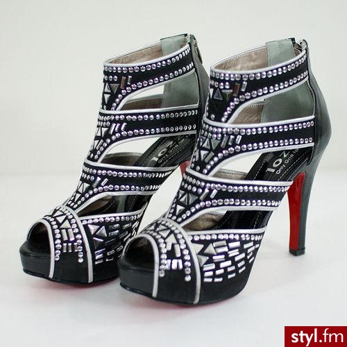 Pozostałe Buty Moda