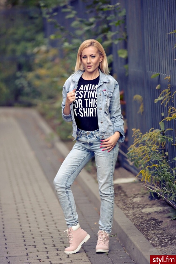 Blond Rozpuszczone Proste Na co dzień Średnie Fryzury