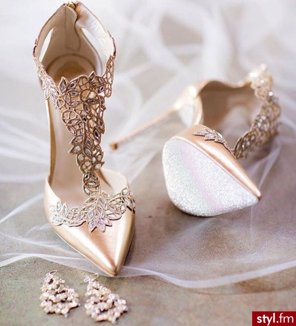 Szpilki Buty Moda