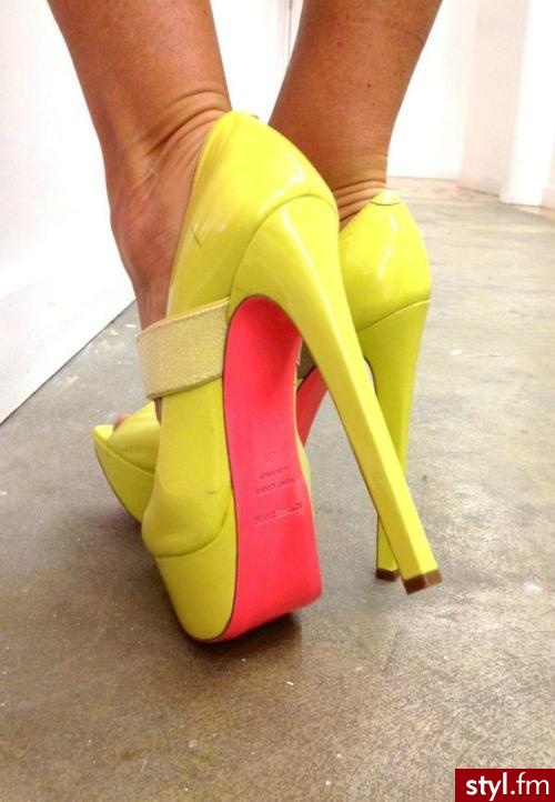 Szpilki Buty Moda