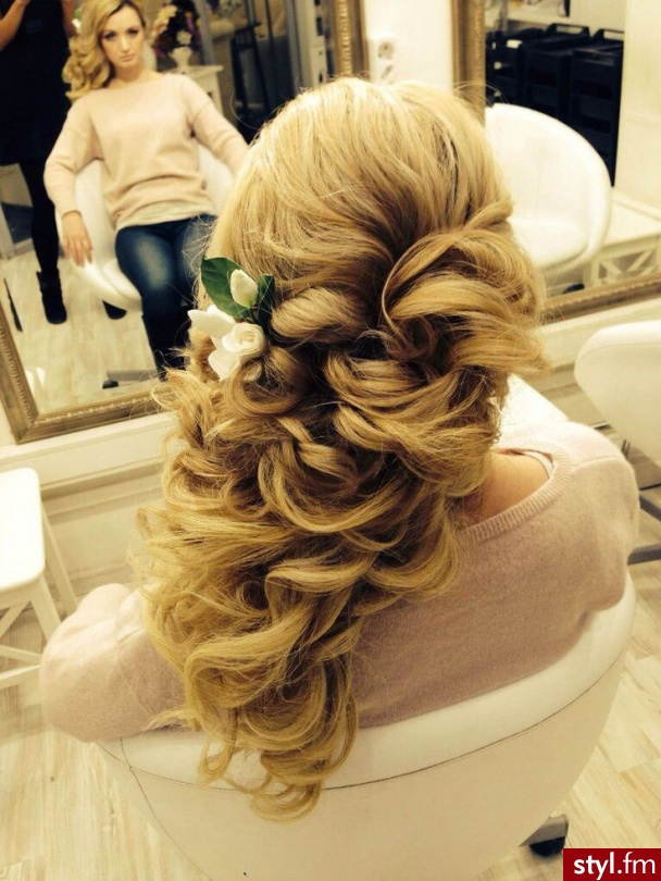 Blond Upięcie Kręcone Ślubne Długie Fryzury
