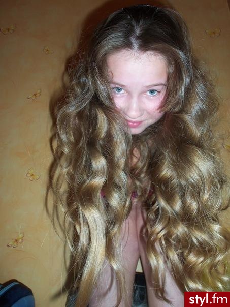 Blond Rozpuszczone Kręcone Na co dzień Długie Fryzury