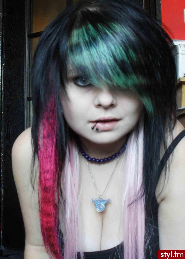 EMO Alternatywne Średnie Fryzury