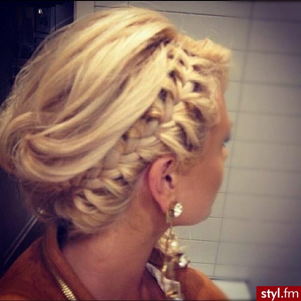 Blond Warkocze Proste Na co dzień Średnie Fryzury