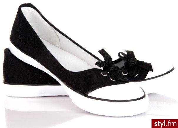 Pozostałe Buty Moda