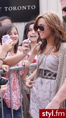Demi Lovato . - Styler