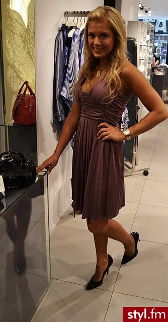 Sukienki Moda
