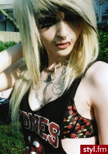 Killed Hannah ;D - EMO Alternatywne Średnie Fryzury