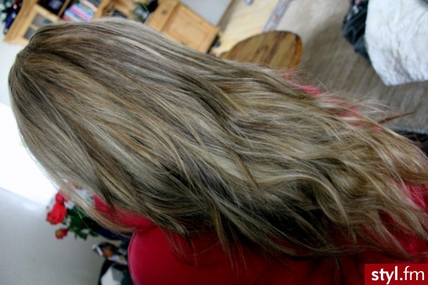 Blond Rozpuszczone Kręcone Na co dzień Długie Fryzury